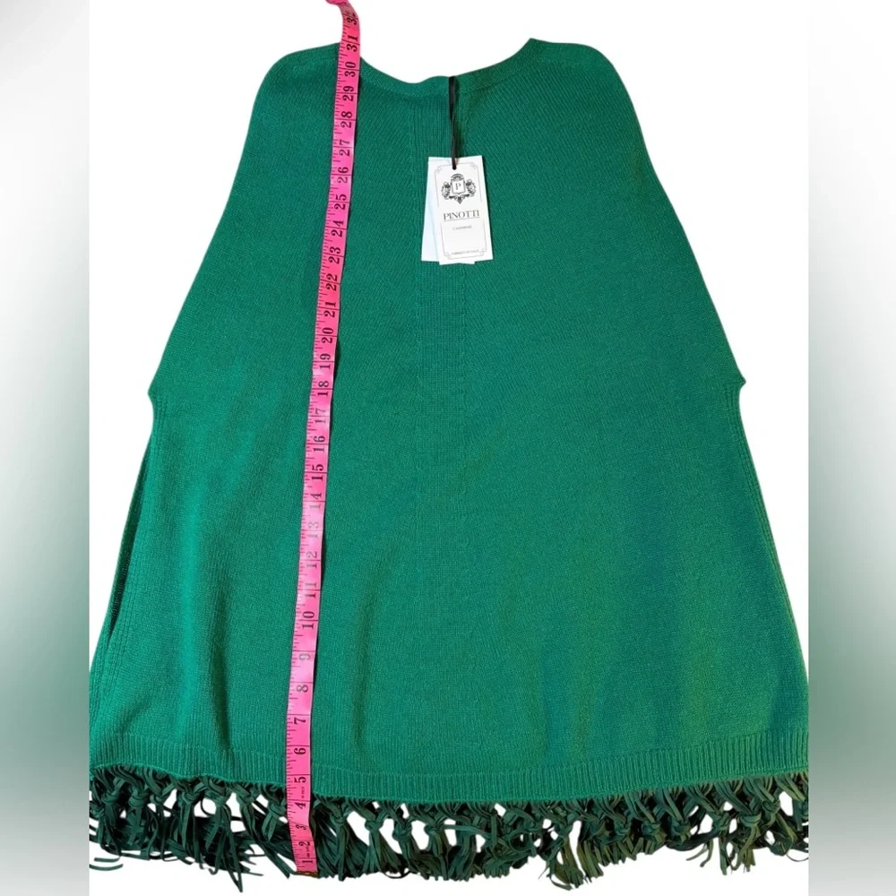 PINOTTI NWT  Green Cashmere Wool Blend Green Poncho/Cape with Leather Fringe